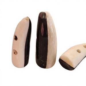 Bouton à boucle en corne naturelle polie, fait main, écologique et de qualité supérieure, avec fermeture en corne de buffle pour vêtements et articles en cuir - Product Image 4