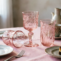 Geëmbosseerde vintage glazen kelken, solide, meerkleurig, geperst orchideeënbloemmotief, duurzaam en stijlvol voor feestjes