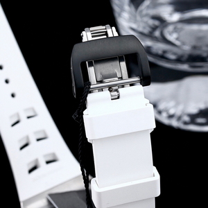 Reloj Deportivo Casual Luminoso Blanco Único, con Correa de Goma, Diseño de Esqueleto Tourbillon, Unisex, Resistente al Agua, para Negocios - Product Image 6