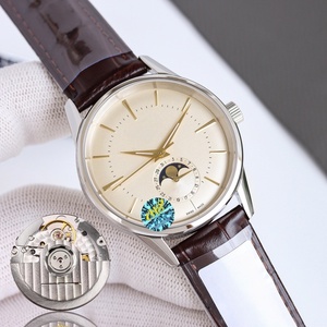 Montres mécaniques de créateurs tendance et très vendues avec des bracelets marron de haute qualité - Product Image 1