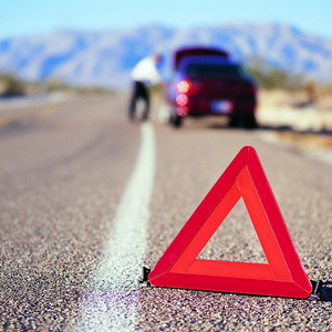 Botiquín de primeros auxilios para viajar en automóvil Botiquín de carretera con advertencia triangular y chaleco reflectante Botiquín de primeros auxilios 13164 Bolsa médica - Product Image 6