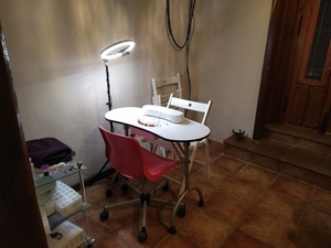 Muebles <span class=keywords><strong>de</strong></span> salón <span class=keywords><strong>de</strong></span> belleza <span class=keywords><strong>de</strong></span> estación pequeña moderna <span class=keywords><strong>de</strong></span> lujo Fabricantes Plegable White Tech Spa Nail Table Manicure Technician's Wood - Product Image 3