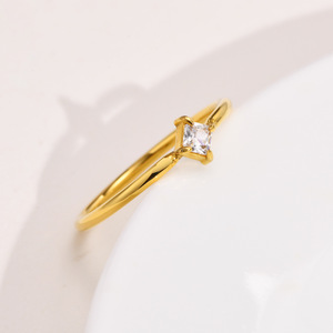 Taige simple zircon bague en acier inoxydable dames or INS vent fin doigt transfrontalier nouveaux produits - Product Image 3