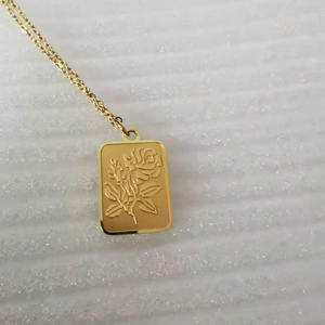 Collana con medaglione floreale personalizzato in acciaio inossidabile con simboli in rilievo incisi collana con ciondolo rettangolo <span class=keywords><strong>fiore</strong></span> rosa - Product Image 4