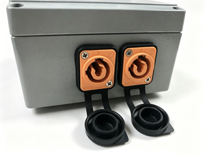 Caja Controladora Láser FB4 Impermeable, Carcasa de Aluminio Fundido a Presión IP65, para Proyectos de Iluminación Láser en Escenarios al Aire Libre - Product Image 6