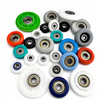 Gamme de roulements à billes et roulettes pour quincaillerie de portes coulissantes, fenêtres et armoires – Composants en métal, nylon et POM pour un roulement fluide
