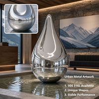 Sculpture moderne abstraite en acier inoxydable en forme de goutte d'eau, statue artistique en métal poli en forme de larme pour place commerciale, parc, piscine