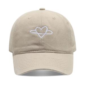 Gorra de béisbol vintage lavada con corazón bordado para mujer y hombre, gorra suave ajustable estilo papá, gorra casual para exteriores, protección solar, OEM - Product Image 5