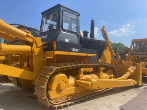 Bulldozer d'occasion SHANTUI SD32 de 37 tonnes pour travaux de terrassement en complexe commercial, à moteur Cummins, pompe MOOG, roulement et moteur HAWE, à faible consommation d'énergie - Product Image 4