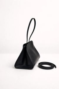 Premium Quality Genuine Leather Shoulder <b>Bag</b> For Ladies Spacious Compartments And Stylish Indian Supplier - Product Image 5