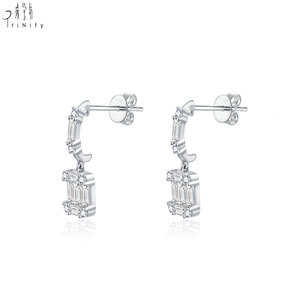 Nouvelles boucles d'oreilles pendantes élégantes et classiques, design tendance, fabriquées à la main en or blanc massif 18 carats, avec diamant naturel véritable, pour mariage, fête ou cadeau - Product Image 2