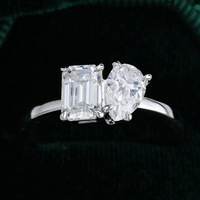 Cincin Kawin Moissanite Ganda Mewah Potongan Emerald Radiant 2 4 Karat Perak Sterling S925 Berlapis Emas Putih 18K untuk Perhiasan Wanita