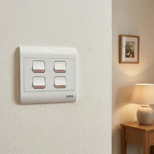 LiOA Brand 4 Gang <b>Wall</b> Mounted <b>Light</b> <b>Switch</b> Durable PC Material 16A Electrical Power <b>Switch</b> for Residential Use - Product Image 5