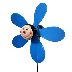 Custom Eco Eco Bee Design Metalen Windmolen Ornament Schattige <span class=keywords><strong>Plastic</strong></span> Tuin Decor Grappige Bloem Voor Tuin Thuis Gebruik <span class=keywords><strong>Wind</strong></span> Spinner - Product Image 4