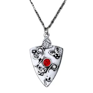 Collier chaîne avec pendentif les personnages du film les Vampire, ariel, Bonnie, dupont, Talisman, le meilleur prix