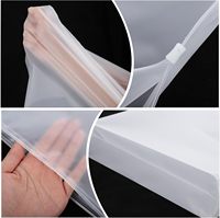 Sacs en plastique pour vêtements avec logo imprimé personnalisé, fermeture éclair, glissière, fermeture à glissière, t-shirt, sous-vêtements, emballage mat givré