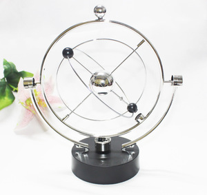 Pendolo <span class=keywords><strong>di</strong></span> <span class=keywords><strong>Newton</strong></span> in Metallo con <span class=keywords><strong>Sfere</strong></span> d'Acciaio, Decorazione Magnetica per Casa e Ufficio, Giocattolo da Scrivania - Product Image 5