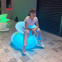 Chaise de relaxation extérieure LED 16 couleurs RVB en plastique, pivotante, résistante aux UV, pour dropshipping