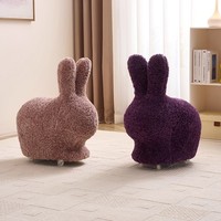 Pouf à roulettes en tissu, design moderne et épuré, motif lapin de dessin animé mignon, style célébrité internet, pour salon