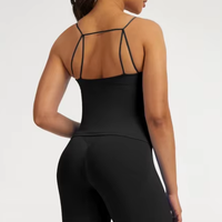 Ensemble 2 pièces de yoga sans couture : débardeur de sport moulant et très élastique, et short de sport taille haute personnalisé pour le cyclisme et la course à pied
