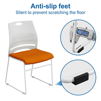 Chaise d'entraînement empilable de qualité commerciale avec cadre métallique, siège rembourré et dossier en plastique pour bureau, école, événement, vente en gros