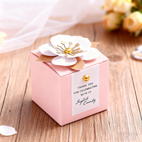 Boîte cadeau personnalisée en papier couché blanc avec couvercle à charnière pour mariage, estampage, parfum, bougie, bonbons, huile d'olive, gelée