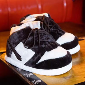 Zapatillas de Casa Antideslizantes de Felpa para Interior de Marca para Navidad, Deportivas Cálidas para Hombre y Mujer, Estilo Piel Tipo Air Sneaker - Product Image 3