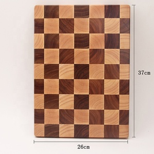 <span class=keywords><strong>Tagliere</strong></span> a scacchiera a grana fine di nuovo Design unico <span class=keywords><strong>tagliere</strong></span> a <span class=keywords><strong>scacchi</strong></span> con pezzi tradizionali degli <span class=keywords><strong>scacchi</strong></span> - Product Image 1