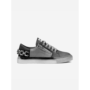 BYMANYC  NYC Upper East Opulence: Zapatillas Veganas de Lujo Atemporales - Product Image 1