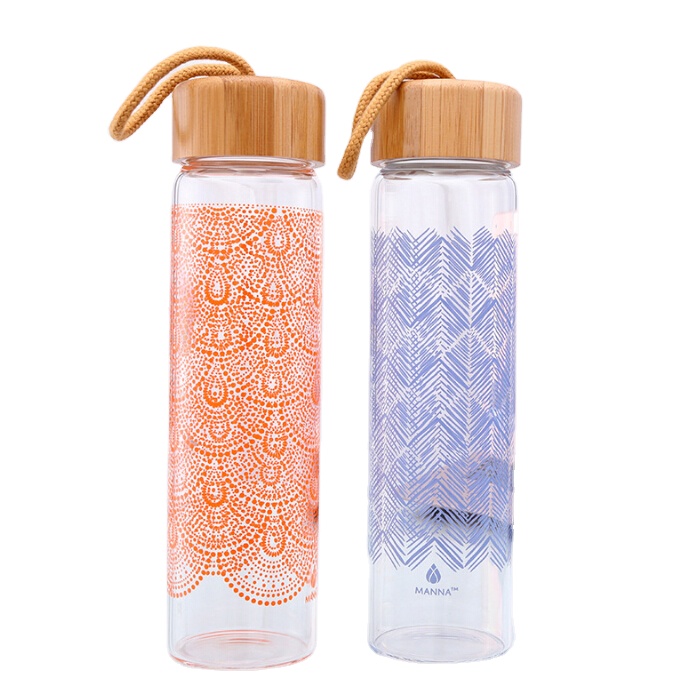 Wholesale Logo Printed retail  Single Wall  borosilicate glass Water Bottles With Bamboo Lid