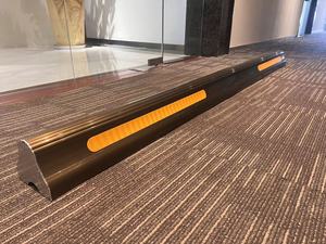 油圧式アルミパーキングブロッカー & ホイールストッパー-Maxroad MR-LR004耐久性600x120x100mm - Product Image 2