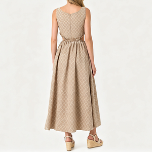 เดรสยาวลำลองสำหรับผู้หญิง แบบไม่มีแขน คอ halter ทรงหลวม ความยาวปานกลาง ผ้าทอเนื้อแน่น เอวธรรมชาติ แต่งระบายชายกระโปรง เหมาะสำหรับฤดูร้อน - Product Image 2