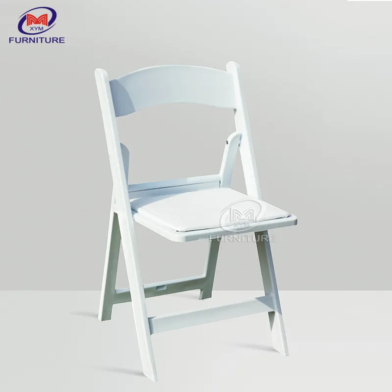 White Folding Chairs Customized Wholesale garden chairs Outdoor portability wedding chairs