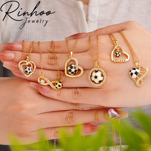 Collana con Ciondolo a Forma di Cuore in Acciaio Inossidabile Placcato Oro con Zirconi, Gioiello da Calcio Ipoallergenico a Forma di Infinito - Product Image 1