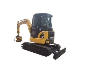 Occasion pour Excavatrice PC40 Modèle Classique 6 Tonnes avec Moteur et Pompe Garantie 1 An Haute Efficacité - Product Image 1