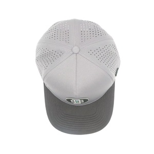 Gorra Deportiva de 5 Paneles de Alta Calidad, Personalizada, con Corte Láser, Dos Tonos, Transpirable, Resistente al Agua, con Diseño de Espiga Perforada - Product Image 4