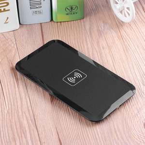 La almohadilla de carga inalámbrica portátil Qi inalámbrico <span class=keywords><strong>cargador</strong></span> <span class=keywords><strong>para</strong></span> <span class=keywords><strong>Samsung</strong></span> Galaxy S8 <span class=keywords><strong>S7</strong></span> S6 iphone - Product Image 3