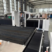 Machine de découpe laser à fibre industrielle 1500W 3000W CNC 3015 pour tôles d'acier et d'aluminium