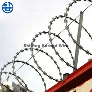 Chine Rouleau de fil de fer <span class=keywords><strong>barbelé</strong></span> de haute qualité Clôture en fil de fer <span class=keywords><strong>barbelé</strong></span> 100m 500m Bon <span class=keywords><strong>prix</strong></span> Corde à lame - Product Image 1