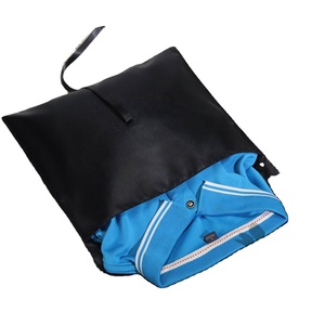 Pochette de protection en satin noir doux personnalisée pour foulards, extensions capillaires et sacs à main, avec nœud, sac d'emballage cadeau de luxe en satin - Product Image 3