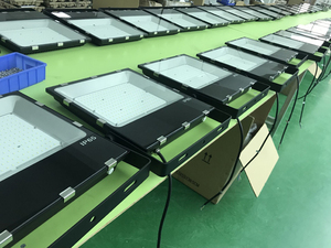 Cb phê duyệt dẫn lũ ánh sáng 50W 100W 150W 200W vuông phản xạ ngoài trời vườn đèn IP65 - Product Image 5