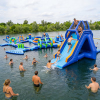 Équipement de parc aquatique flottant commercial QIQU certifié CE, PVC robuste de 0,9 mm pour grandes manifestations et sites événementiels
