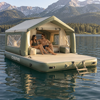 Plateforme flottante gonflable portable pour parc aquatique avec accès facile à l'eau et auvent d'ombrage pour resort, lac et yacht