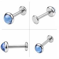 Piercing à dos plat en titane ASTM F136 avec cabochon en verre irisé effet aurore, boucle d'oreille hypoallergénique pour cartilage, vente en gros