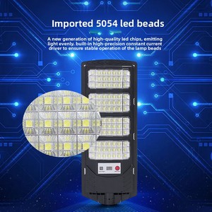 Lampe <span class=keywords><strong>solaire</strong></span> <span class=keywords><strong>LED</strong></span> intégrée IP65 la plus vendue, éclairage extérieur étanche pour jardin avec télécommande, portable, 2000 lumens - Product Image 2