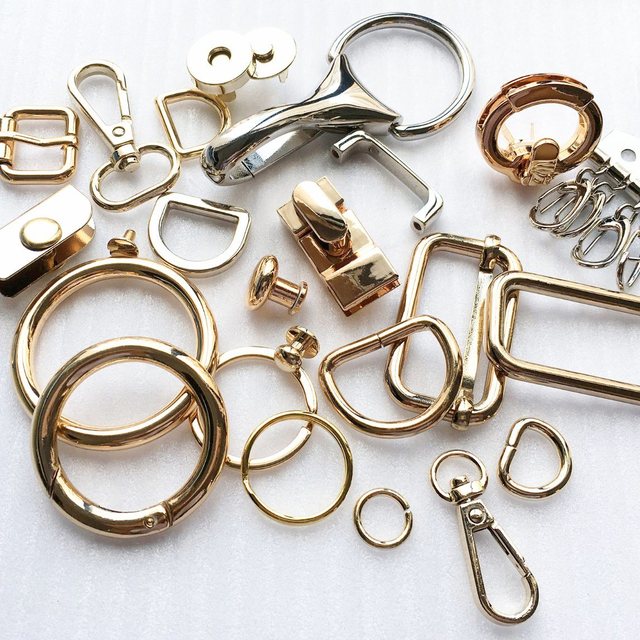 Factory Custom Various Bag Hardware Accessories Metal Buckle Bag Lock Snap Hook D Ring O Ring for Bag Belt