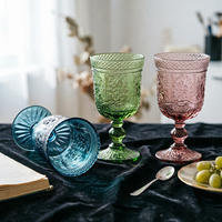Verres à vin vintage personnalisés en gros, flûtes à champagne à motif gaufré pour mariages et fêtes