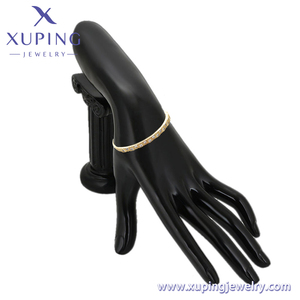X000886157 Bijoux XUPING Bracelet simple en triangle de pierres plaqué or 14 carats, bijoux de mode, bracelets - Product Image 6