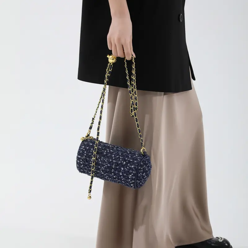 Bolsa pequena de manga crossbody feminina de verão com corrente de lantejoulas e diamantes Bolsa cilíndrica jeans