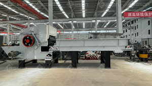 Convoyeur à chaîne de transfert automatique, moteur électrique multifonctionnel, utilisé pour les grumes de bois dur - Product Image 2